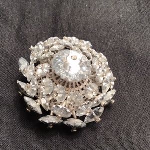 Brooch